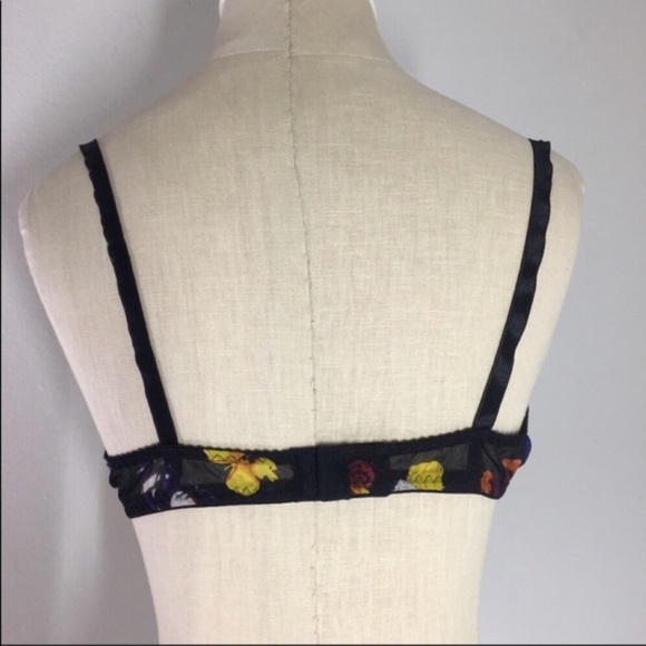 Dolce and Gabbana Black Underwire Bra Size 36B - Picture 3 of 4